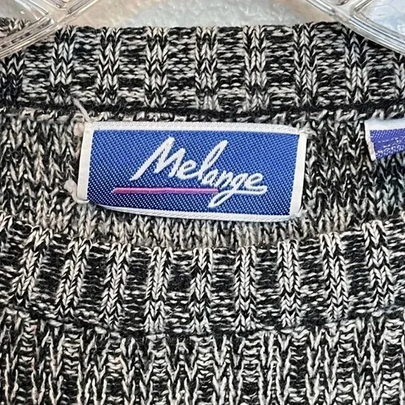 Vintage geometric wool blend knit sweater by Melange. 
Size: XL - Picture 3 of 8